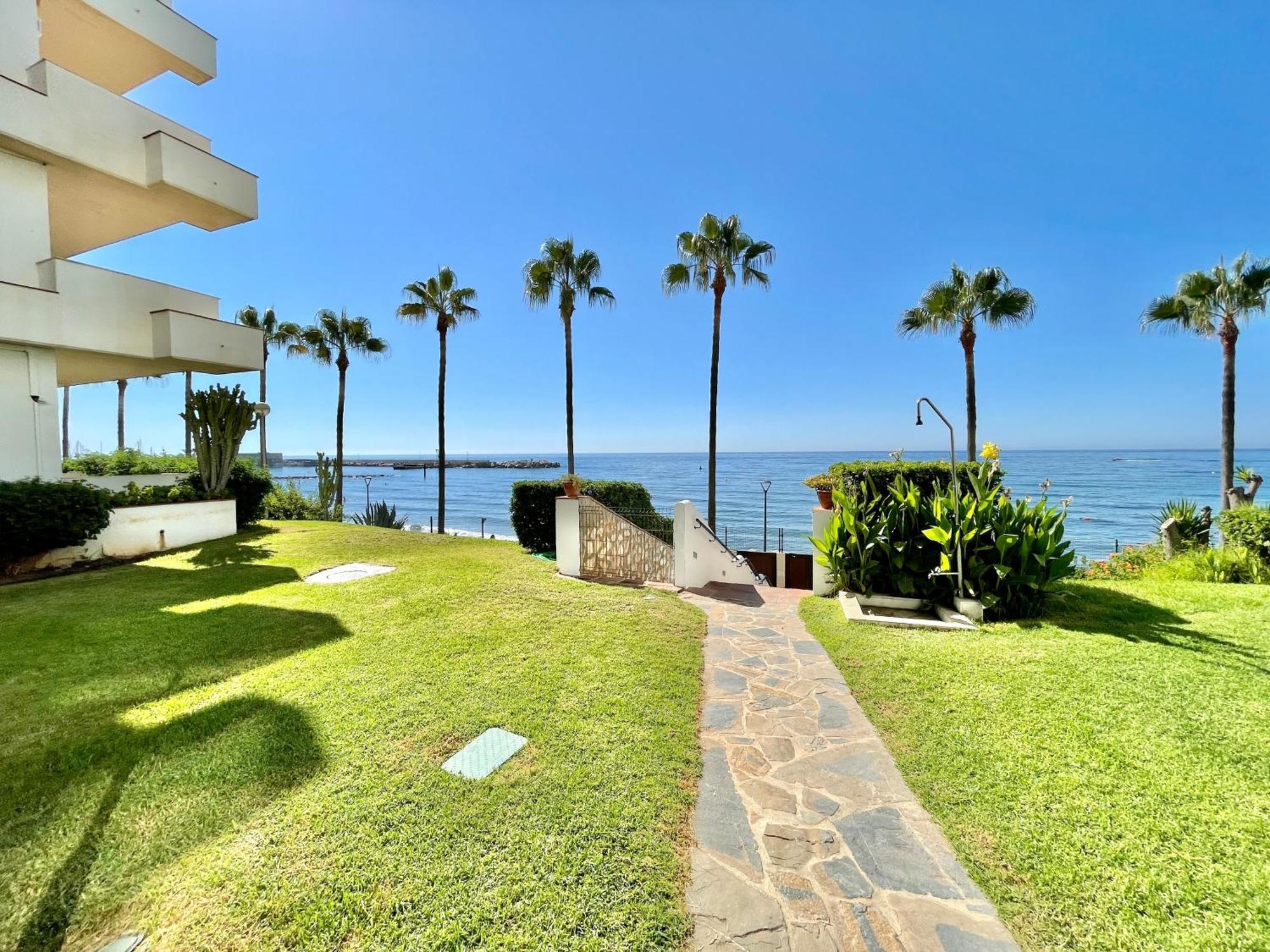 Apartment Del Mar Seafront Iii - Eaw Homes *