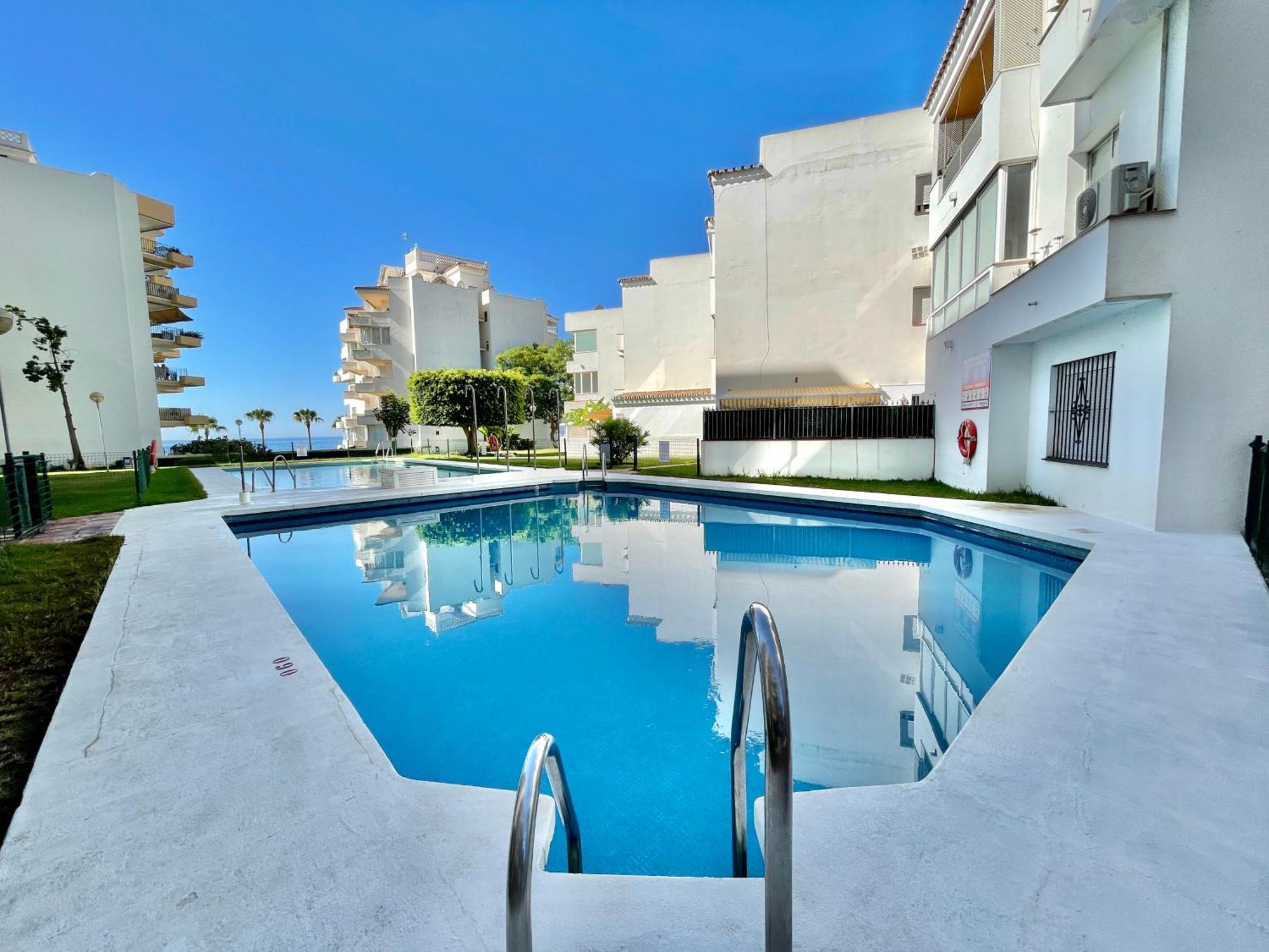 Del Mar Seafront Iii - Eaw Homes Apartment